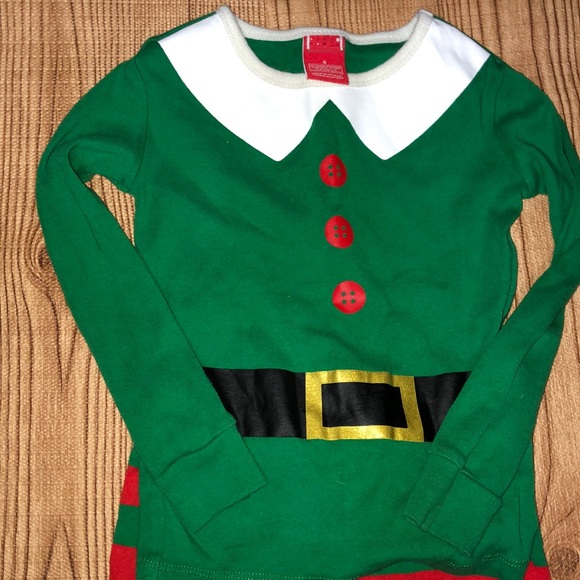 Target Christmas PJs Size4T - Picture 2 of 4